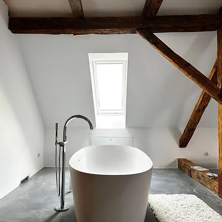U3 Loft *
